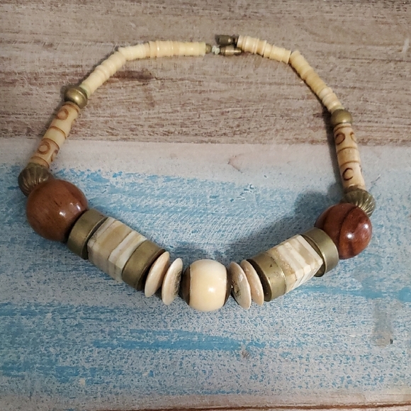 Elegant Vintage Cream and Brown Bone, wood, and brass Beaded Necklace - Picture 1 of 4